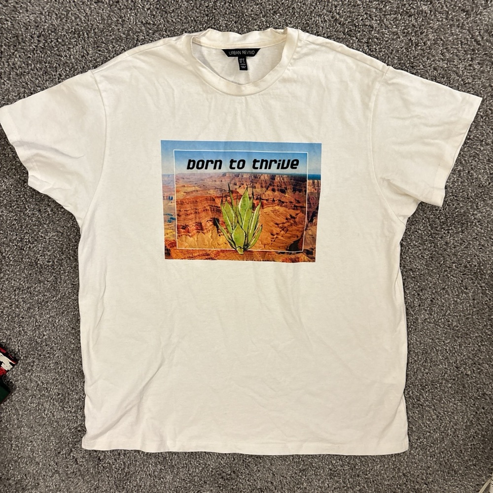 Graphic Cream T-Shirt
